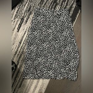 MIDI skirt black/white